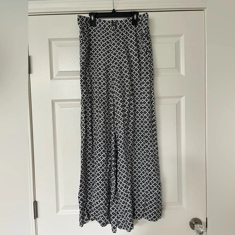 Like New Maeve Callan Wide-Leg Pants. Size 6 - Picture 3 of 8
